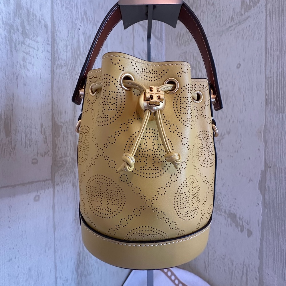 Tory Burch Bucket Bag in Golden Sunset - Picture 10 of 10